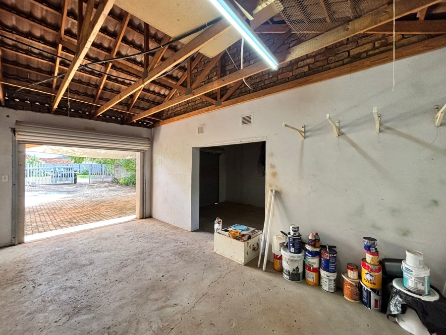 4 Bedroom Property for Sale in La Hoff North West